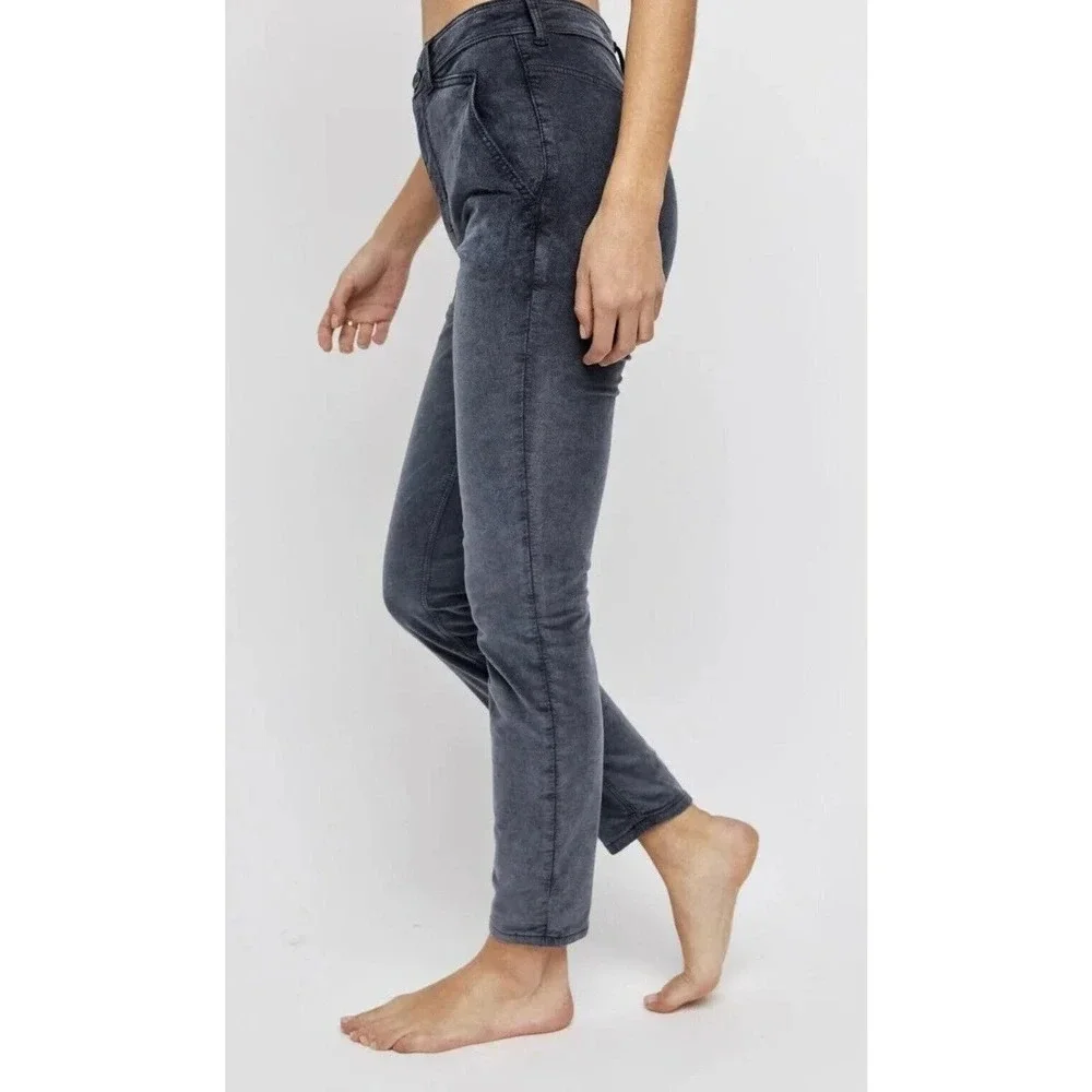 Free People Women's Fine Line Straight Leg Crop Jeans Black Corduroy Size 4 New